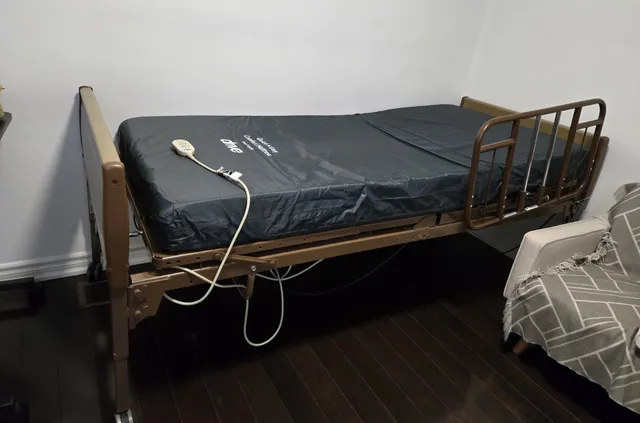 Photo 3 of Hospital Bed for sale