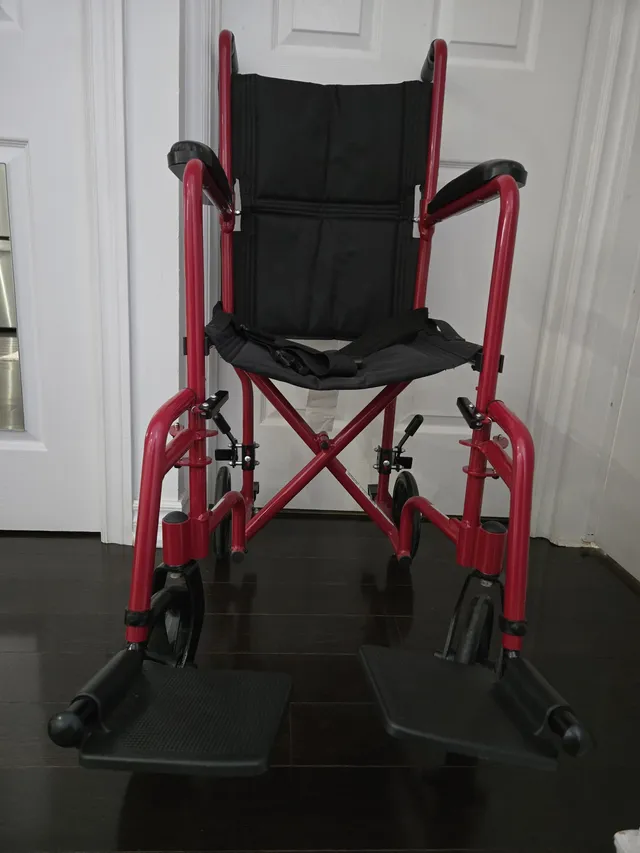Photo 4 of Wheelchair - FREE
